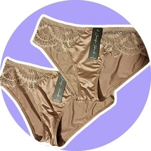 Elegant Lace Trimmed Women's Panties